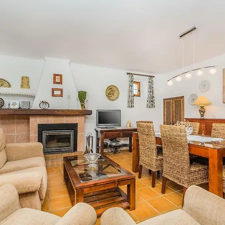 Pau By Sunvillas Mallorca Villa