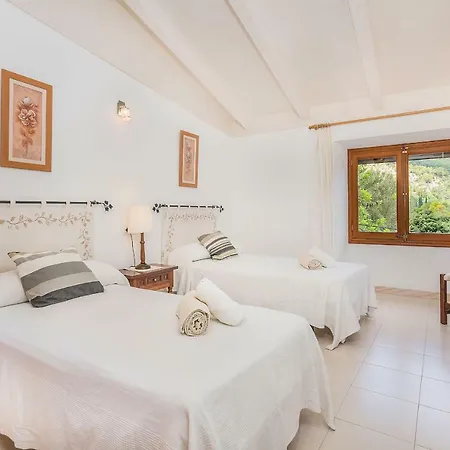 Villa Pau By Sunvillas Mallorca Pollenca